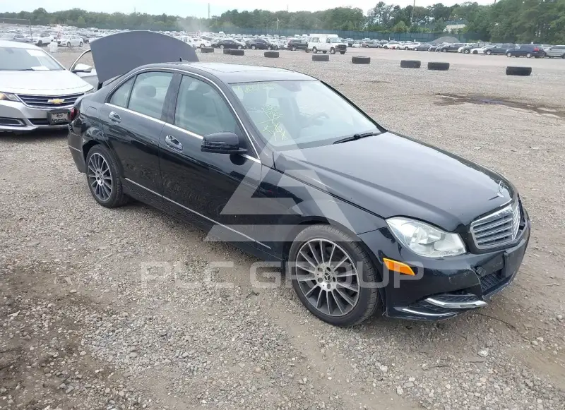 2014 Mercedes Benz C 300 photo