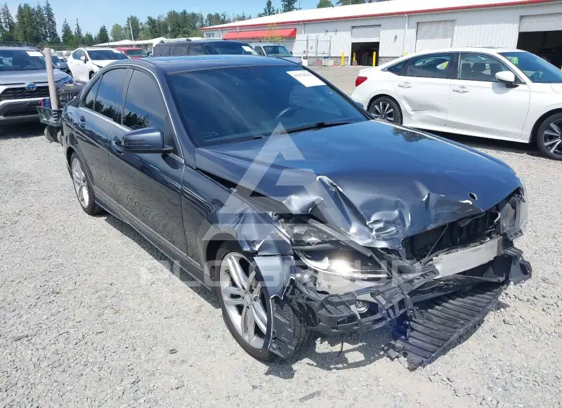 2014 Mercedes Benz C 300 photo