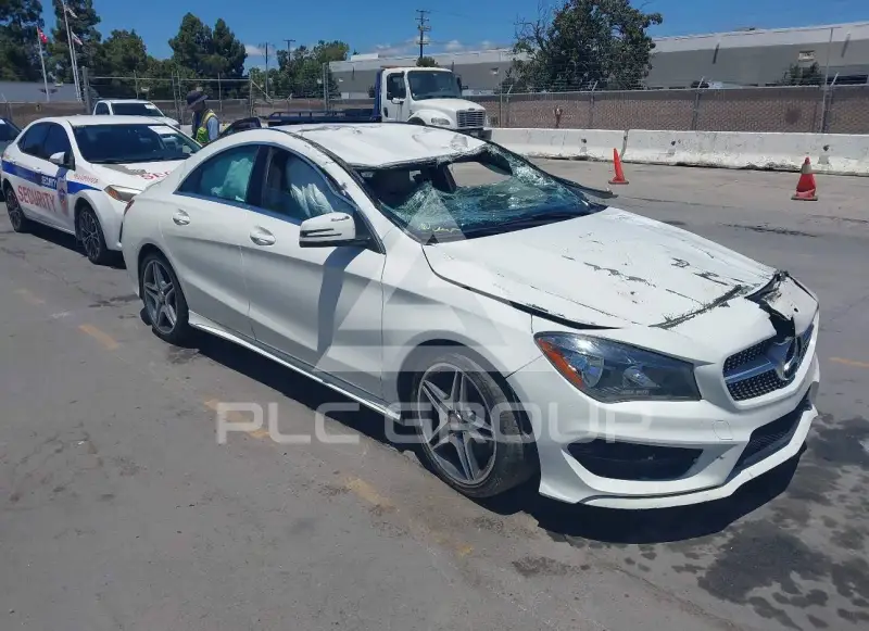 2014 Mercedes Benz CLA 250 фото
