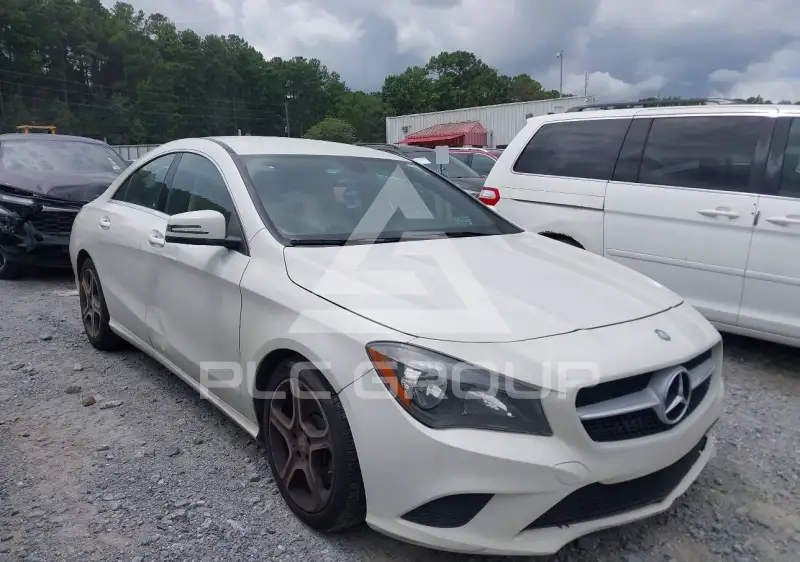 2014 Mercedes Benz CLA 250 фото