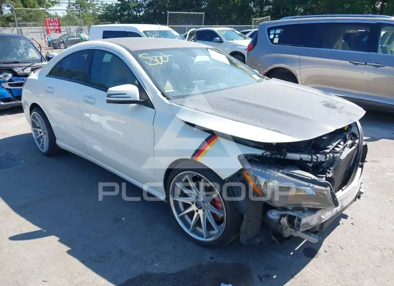 2014 Mercedes Benz CLA 250 photo