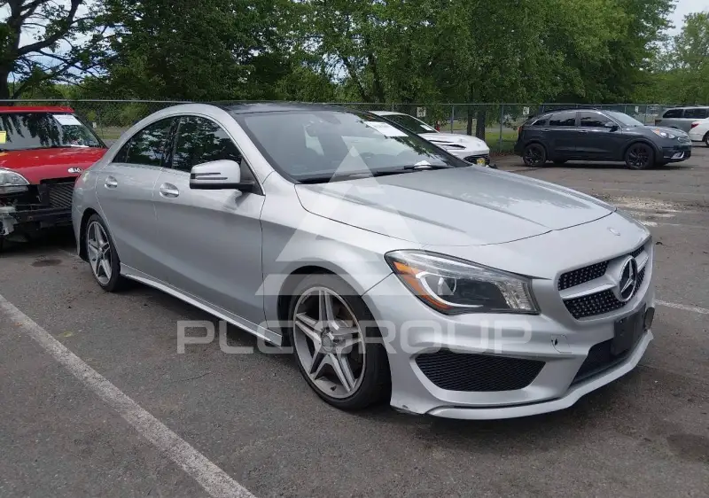 2014 Mercedes Benz CLA 250 фото