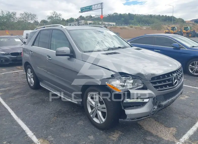 2014 Mercedes Benz ML 350 photo