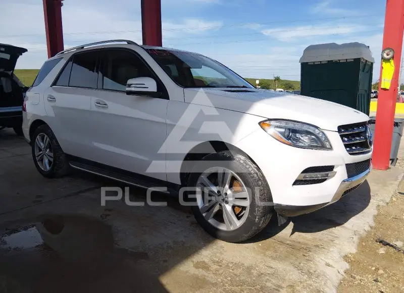 2014 Mercedes Benz ML 350 photo