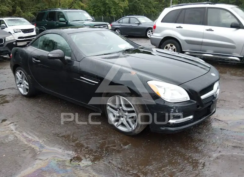 2014 Mercedes Benz SLK 250 photo