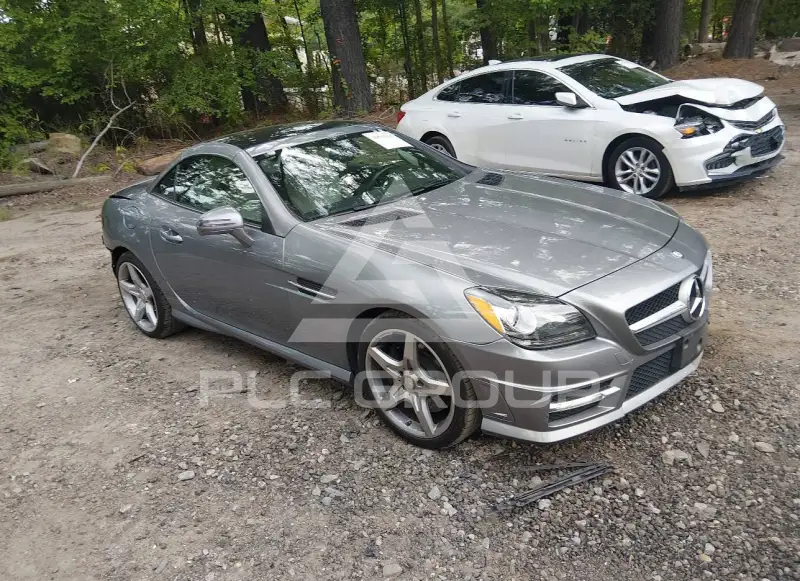2014 Mercedes Benz SLK 250 photo