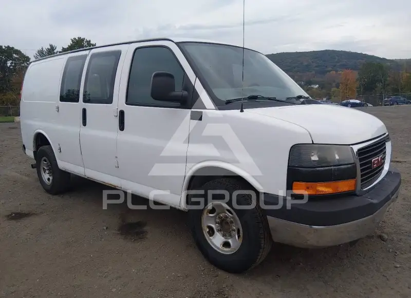 2014 GMC SAVANA фото