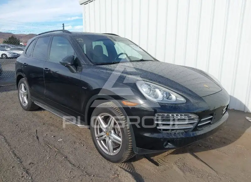 2014 Porsche Cayenne photo