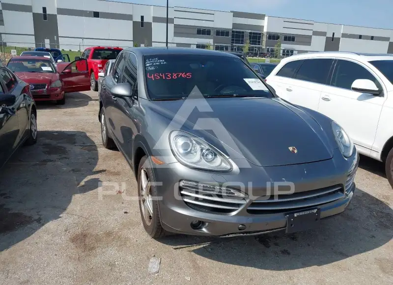 2014 Porsche Cayenne photo