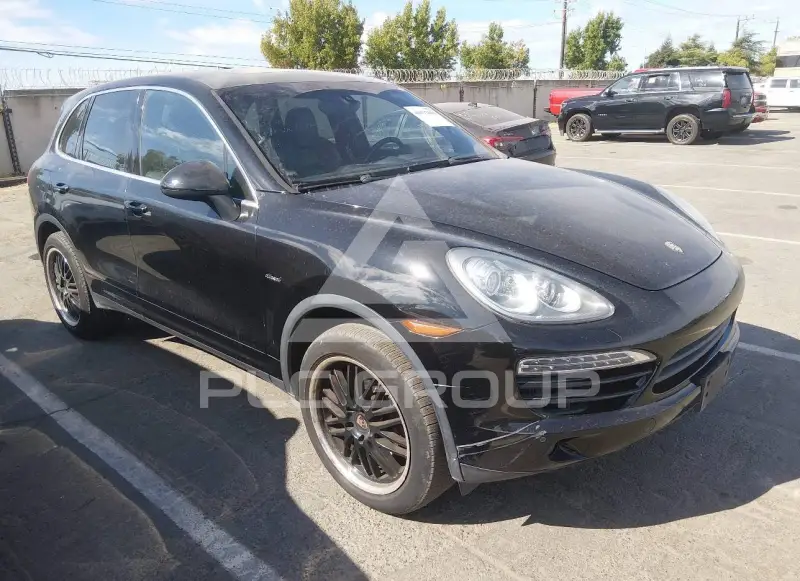 2014 Porsche Cayenne photo