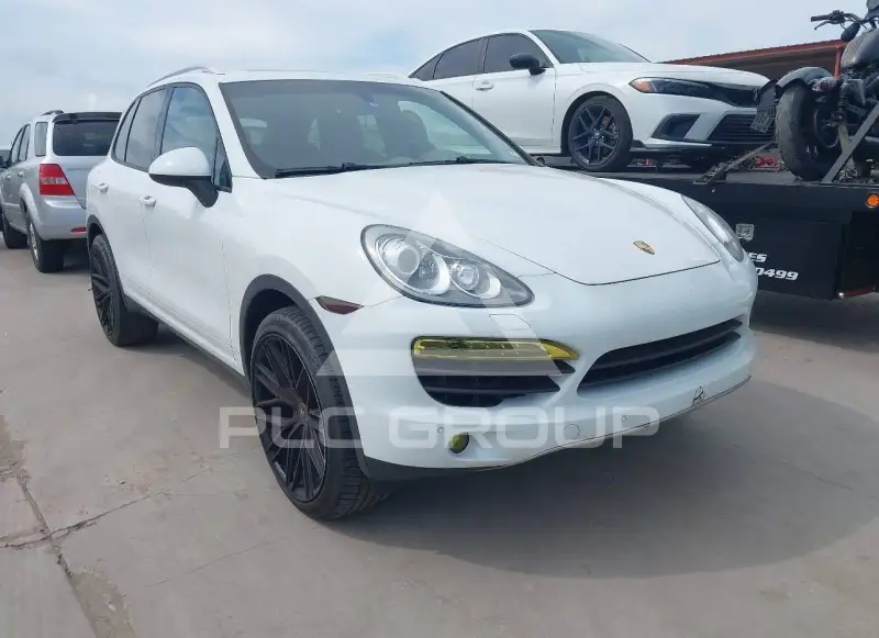 2014 Porsche Cayenne фото
