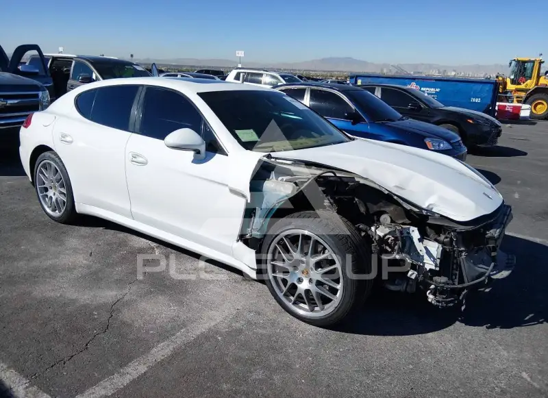 2014 Porsche Panamera photo