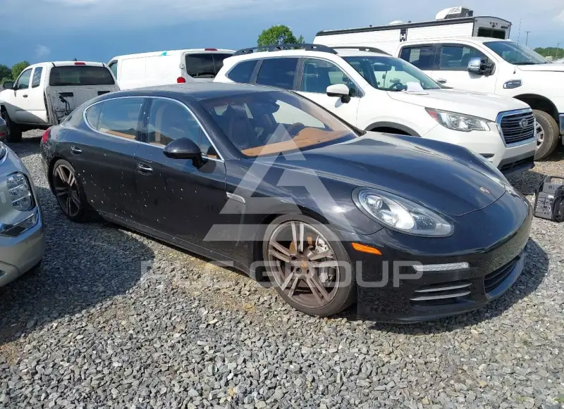 2014 Porsche Panamera photo