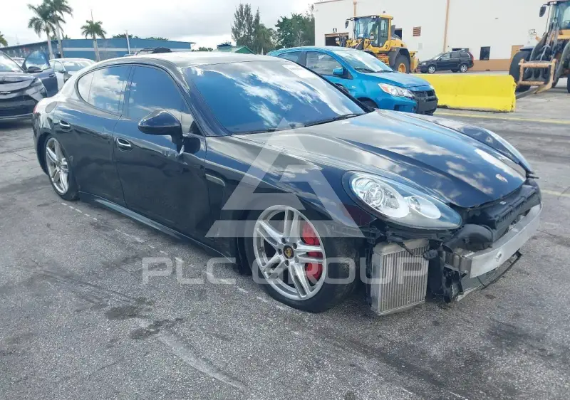 2014 Porsche Panamera photo