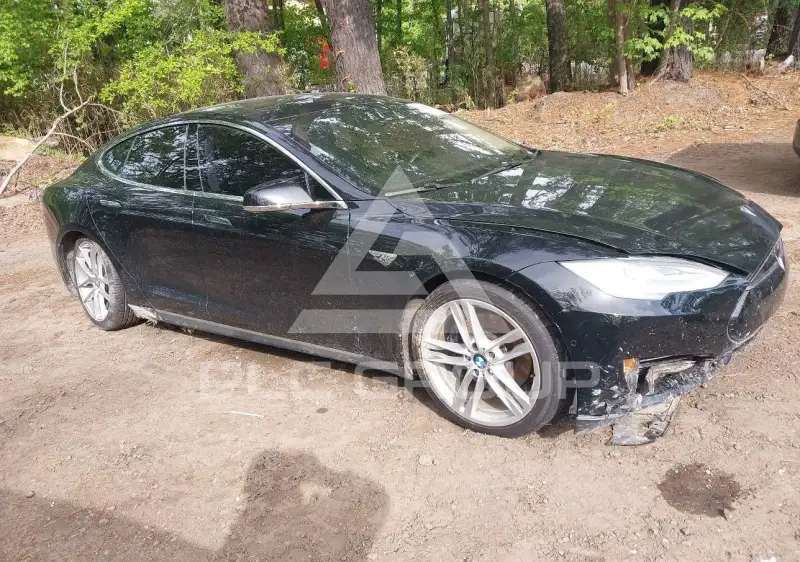 2014 Tesla Model S photo