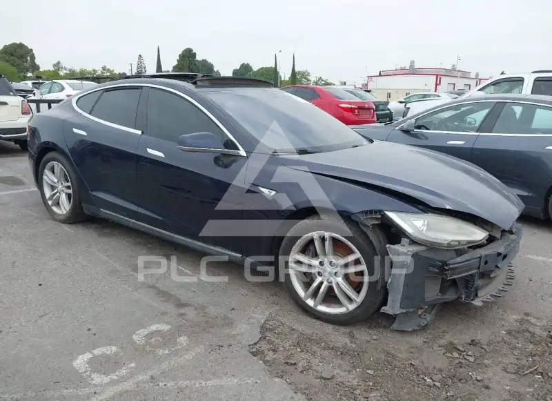 2014 Tesla Model S photo