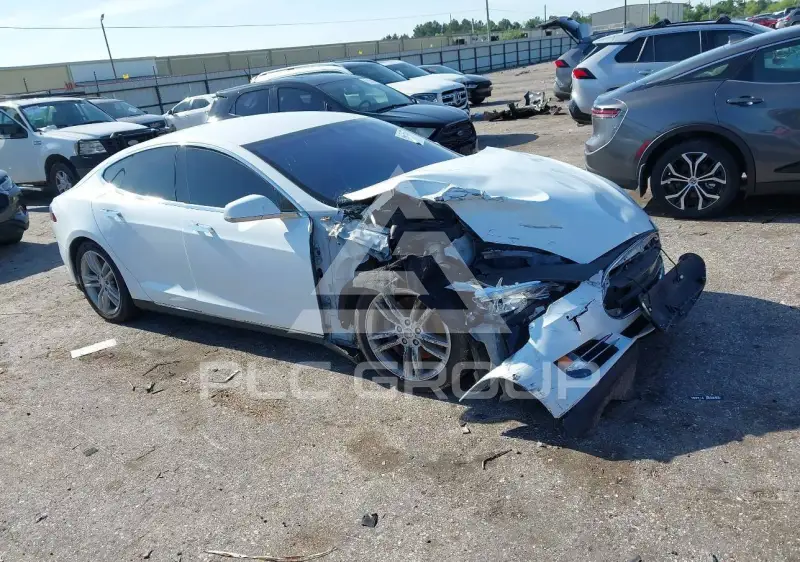 2014 Tesla Model S фото
