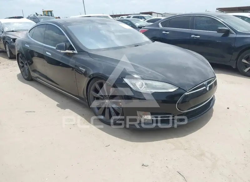 2014 Tesla Model S фото