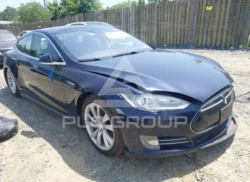 2014 Tesla Model S фото