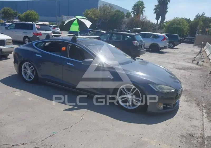 2014 Tesla Model S фото