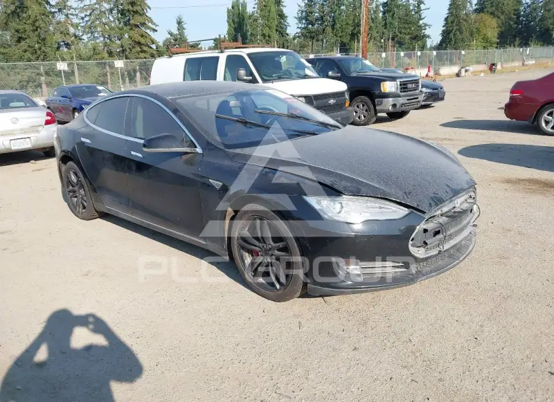 2014 Tesla Model S фото