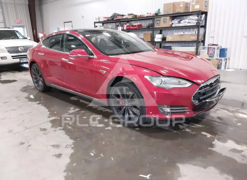 2014 Tesla Model S фото