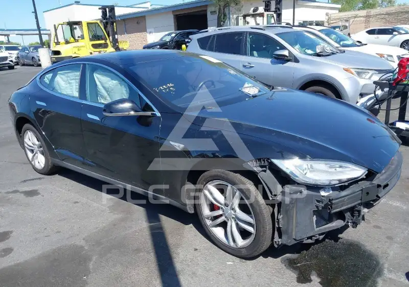 2014 Tesla Model S фото