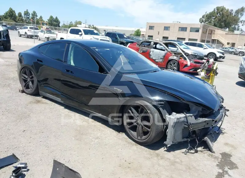 2014 Tesla Model S фото