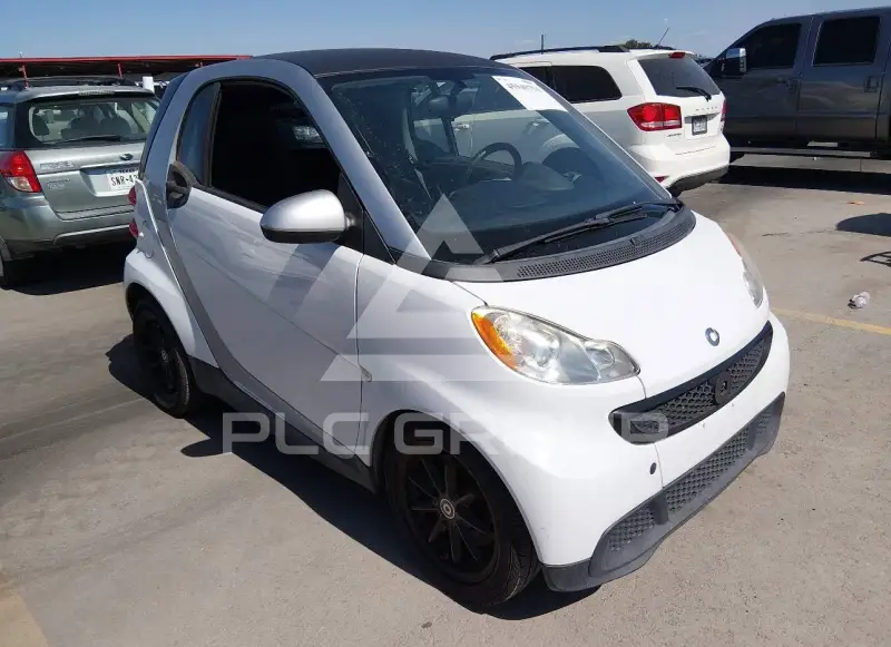 2014 Smart FORTWO фото