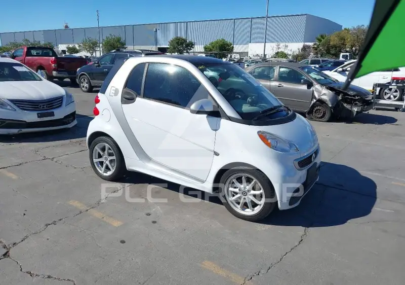 2014 Smart FORTWO photo