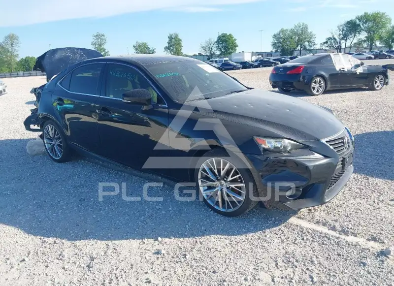 2014 Lexus IS250 photo
