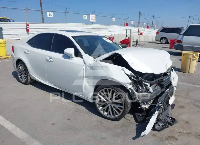 2014 Lexus IS250 photo
