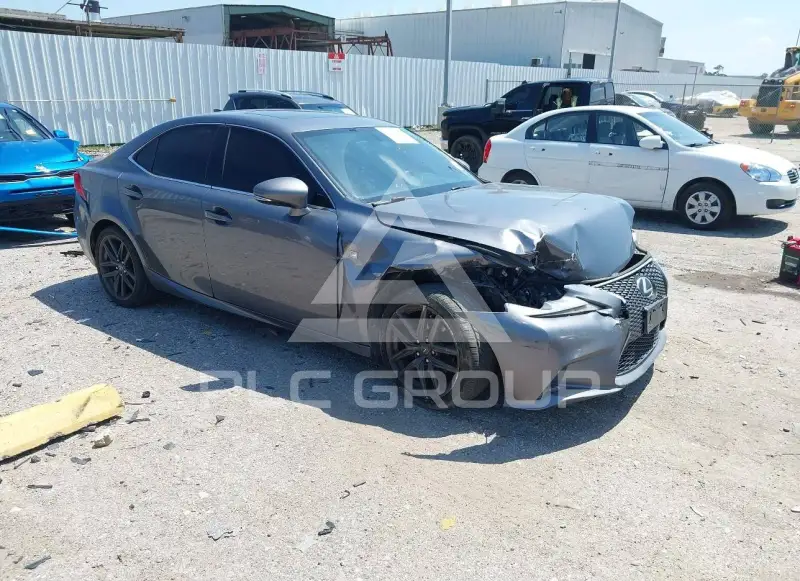 2014 Lexus IS250 photo
