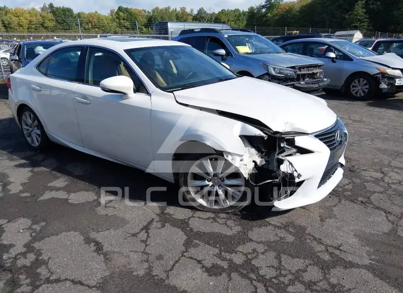 2014 Lexus IS250 photo
