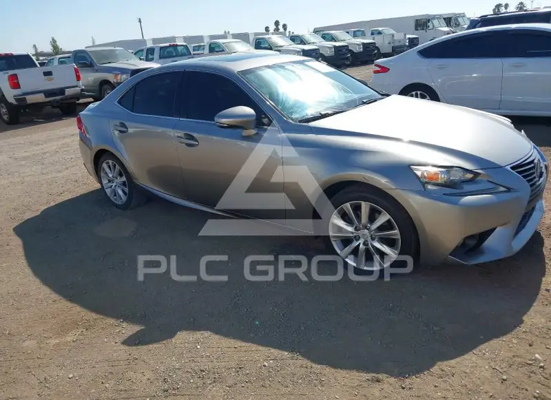 2014 Lexus IS250 photo