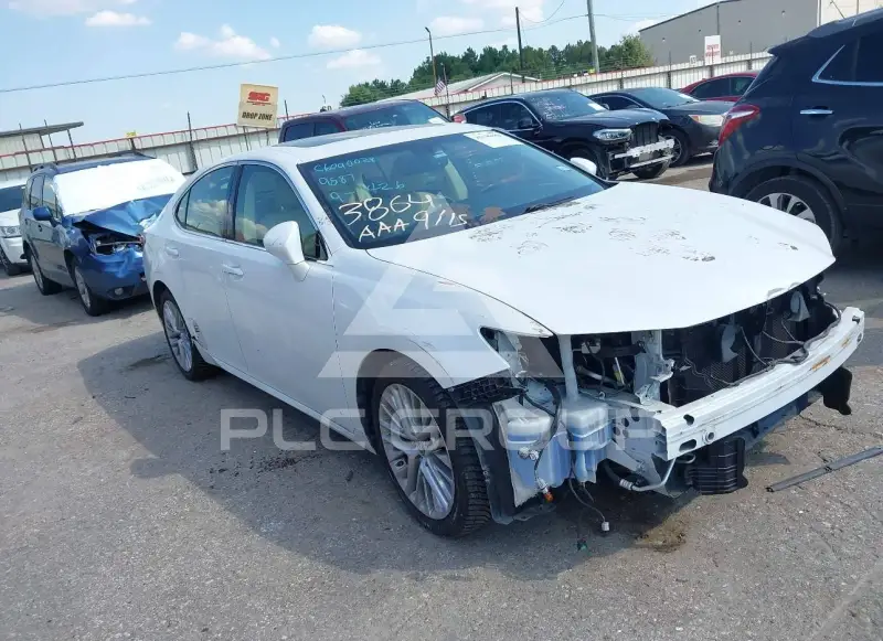 2014 Lexus ES350 photo