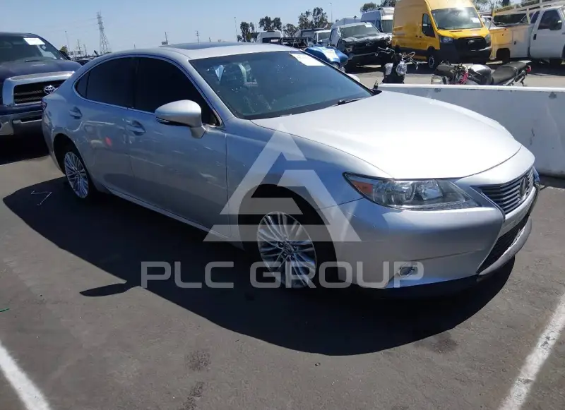 2014 Lexus ES350 photo