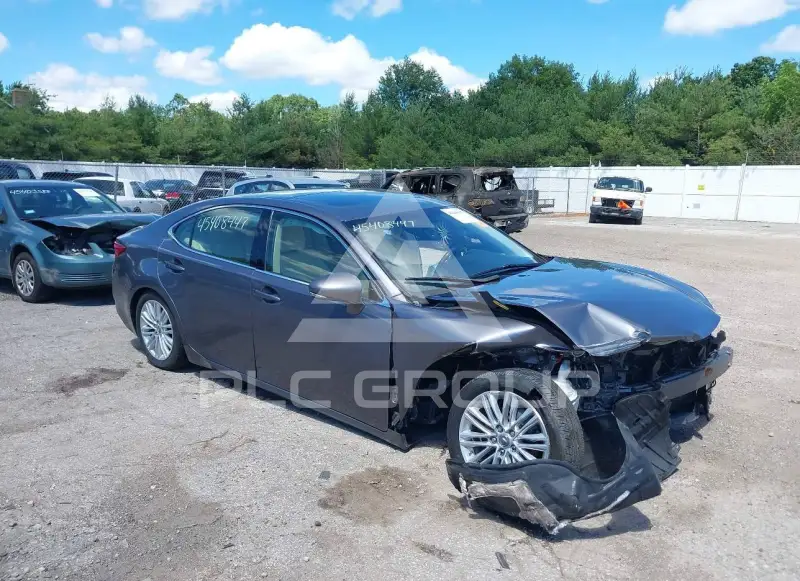 2014 Lexus ES350 фото