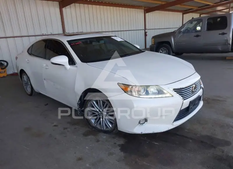 2014 Lexus ES350 photo