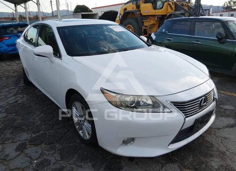 2014 Lexus ES350 photo
