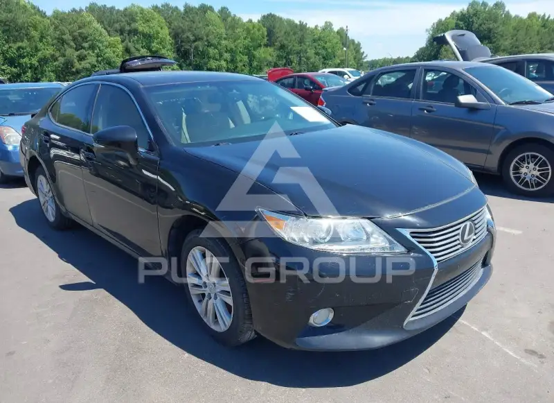 2014 Lexus ES350 photo