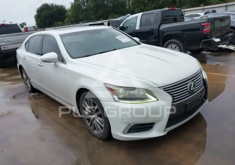 2014 Lexus LS460 photo