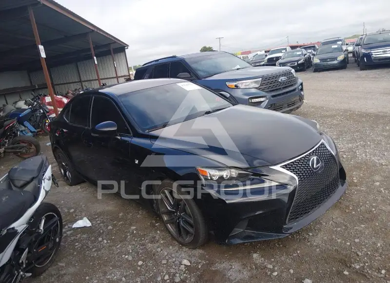 2014 Lexus IS350 photo