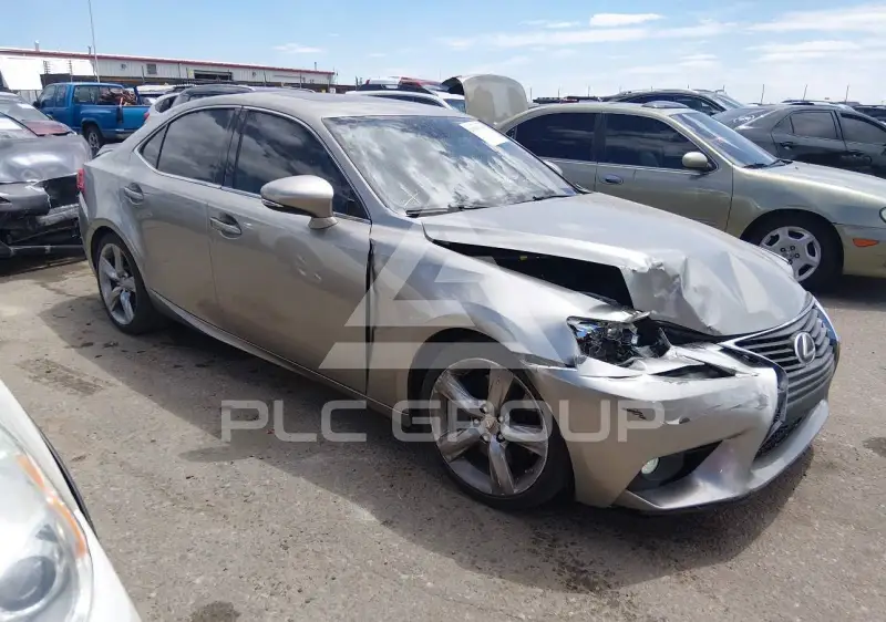 2014 Lexus IS350 photo
