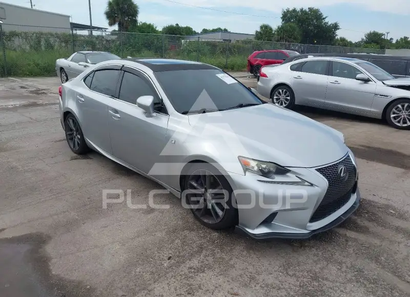 2014 Lexus IS350 photo
