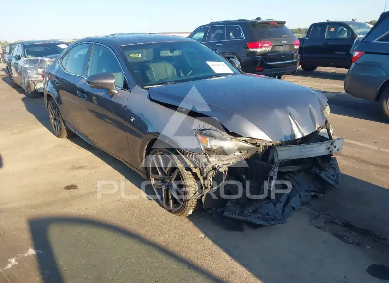2014 Lexus IS350 photo