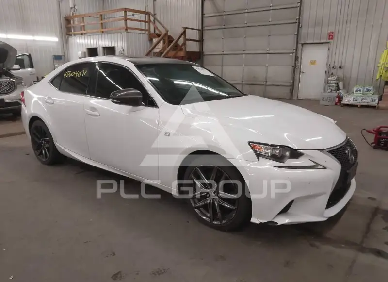2014 Lexus IS350 photo