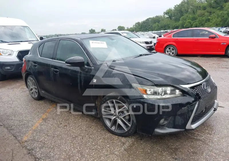 2014 Lexus CT200 photo