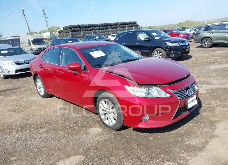 2014 Lexus ES300 photo