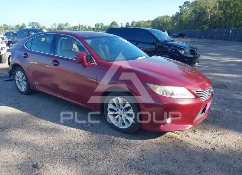 2014 Lexus ES300 photo